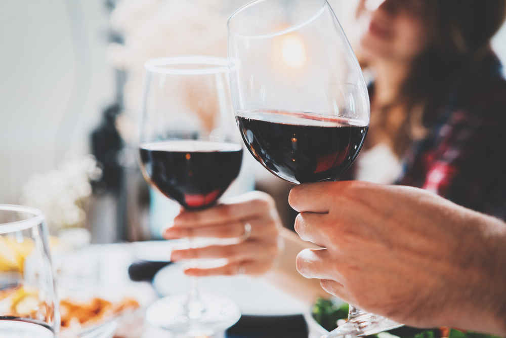 Attendance Crust Toxic Totul despre vinul roșu, băutura cu nenumărate beneficii pentru sănătate -  Domeniul Bogdan